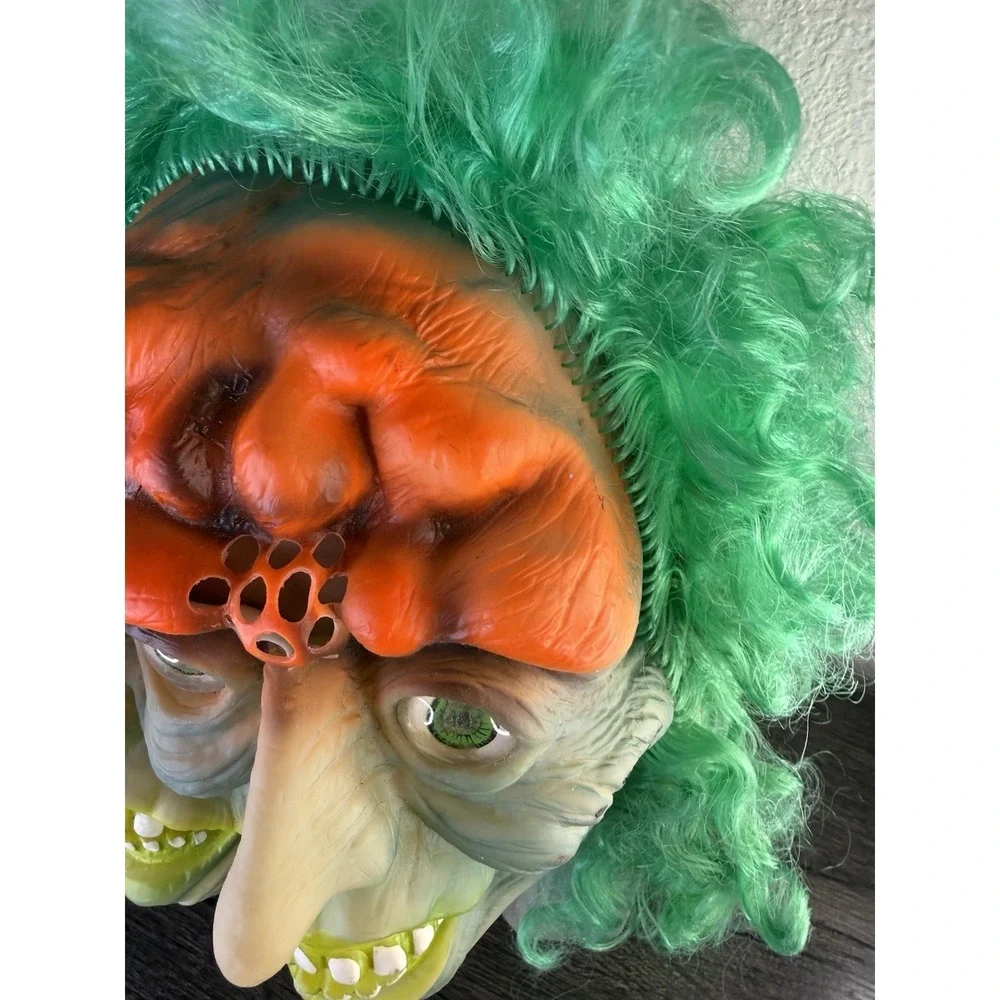 Vintage Fun World Mask #9223 Two Face Green Eyes Hair. 80s Costumes.